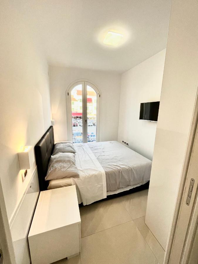 Sun Beach Apartment - New San Benedetto del Tronto Bagian luar foto